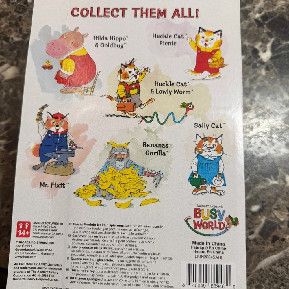 Richard Scarry's Busy World Huckle Cat Picnic Figure - Orange